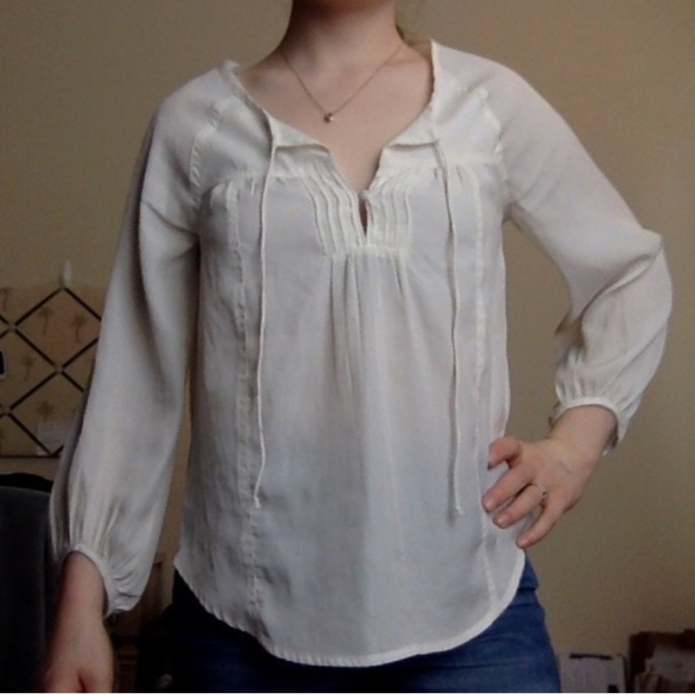 American Eagle white blouse